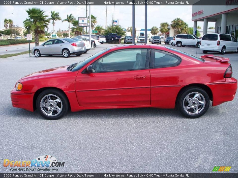 2005 Pontiac Grand Am GT Coupe Victory Red / Dark Taupe Photo #8