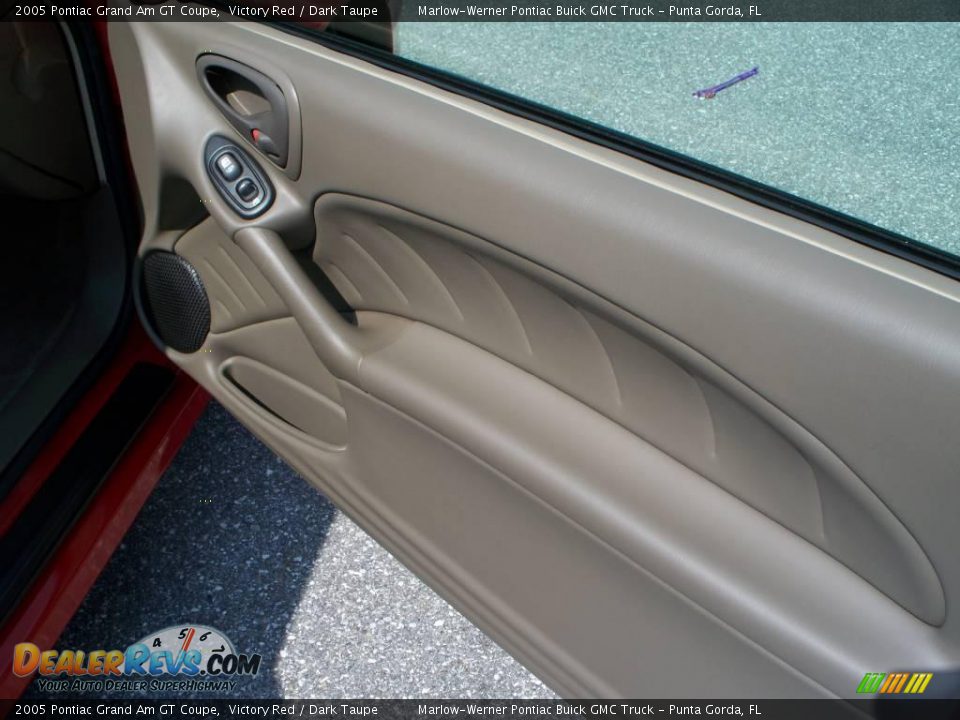 2005 Pontiac Grand Am GT Coupe Victory Red / Dark Taupe Photo #12