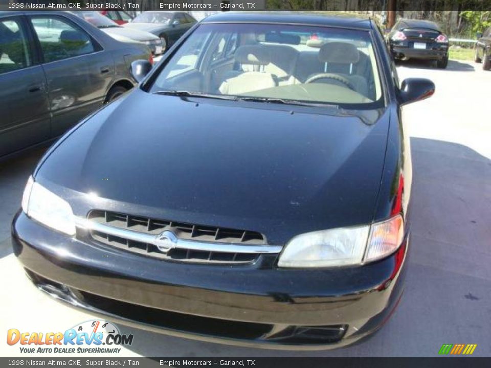 1998 Nissan Altima GXE Super Black / Tan Photo #1