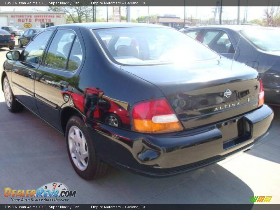 1998 Nissan Altima GXE Super Black / Tan Photo #5