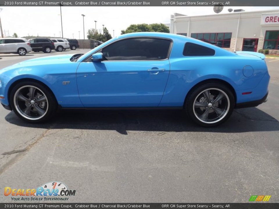 2010 Ford Mustang GT Premium Coupe Grabber Blue / Charcoal Black/Grabber Blue Photo #8