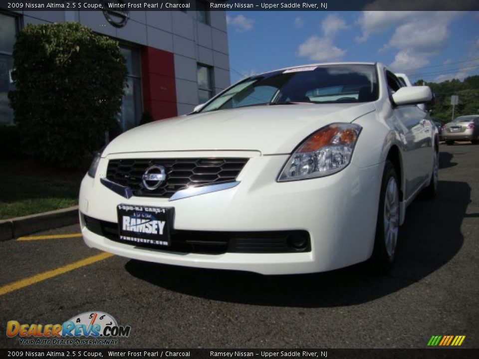 2009 Nissan Altima 2.5 S Coupe Winter Frost Pearl / Charcoal Photo #1