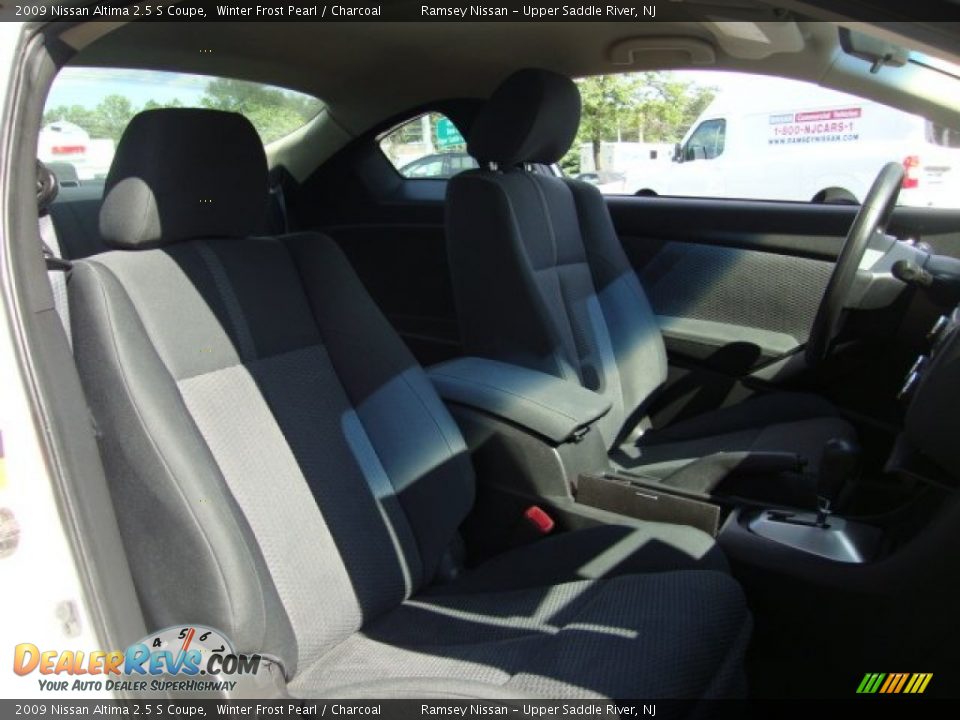 2009 Nissan Altima 2.5 S Coupe Winter Frost Pearl / Charcoal Photo #18