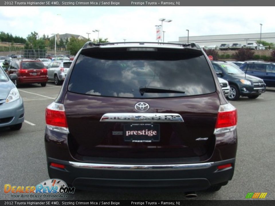 2012 Toyota Highlander SE 4WD Sizzling Crimson Mica / Sand Beige Photo #5