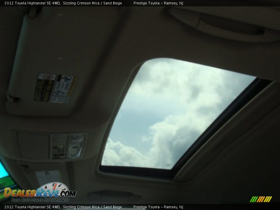 2012 Toyota Highlander SE 4WD Sizzling Crimson Mica / Sand Beige Photo #8