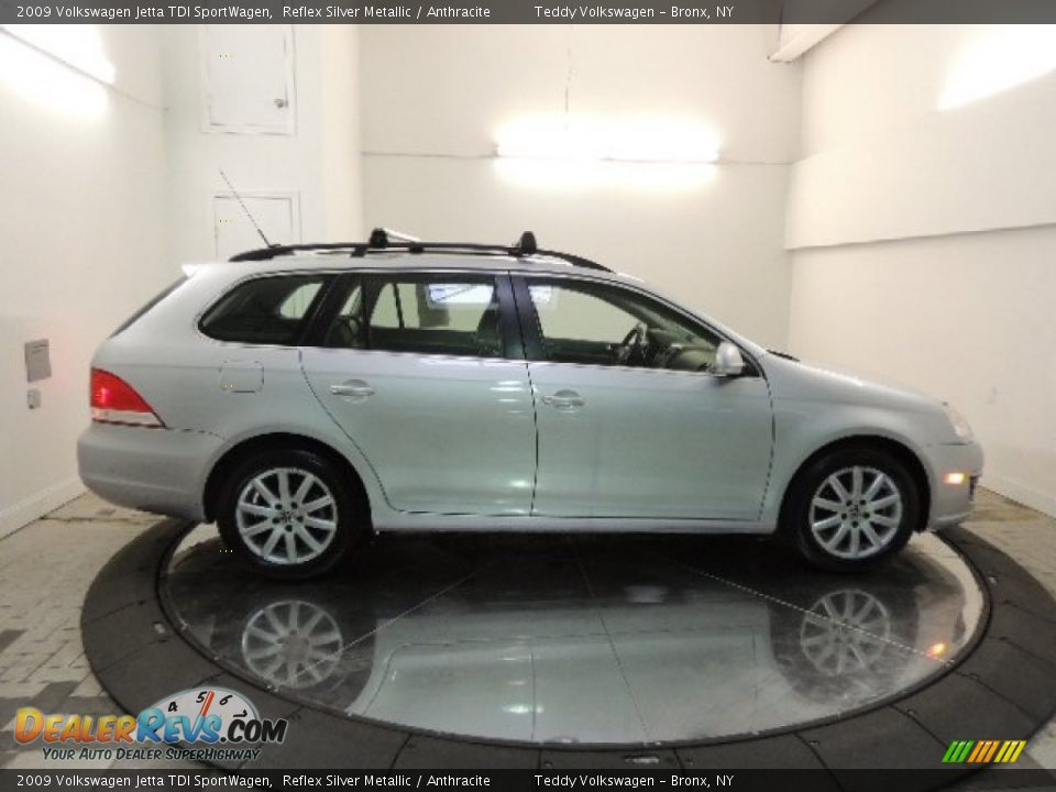 2009 Volkswagen Jetta TDI SportWagen Reflex Silver Metallic / Anthracite Photo #4