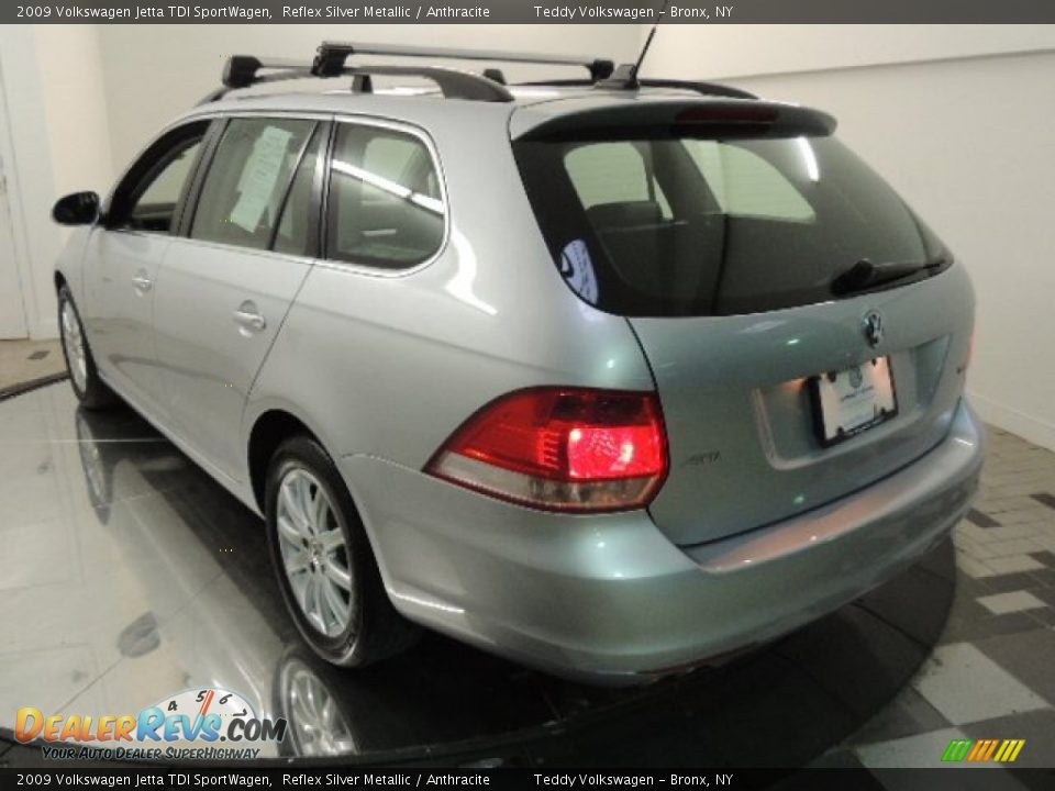 2009 Volkswagen Jetta TDI SportWagen Reflex Silver Metallic / Anthracite Photo #9