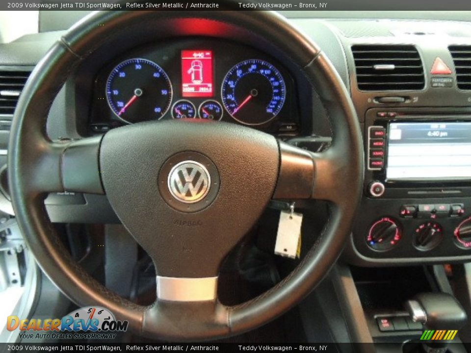 2009 Volkswagen Jetta TDI SportWagen Reflex Silver Metallic / Anthracite Photo #23