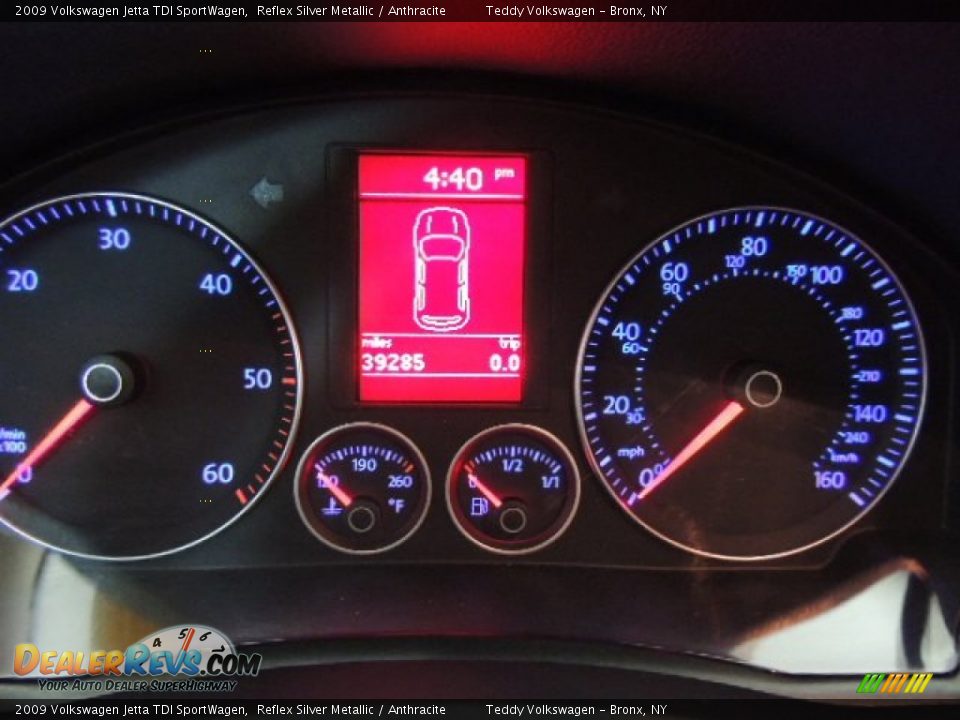 2009 Volkswagen Jetta TDI SportWagen Reflex Silver Metallic / Anthracite Photo #24