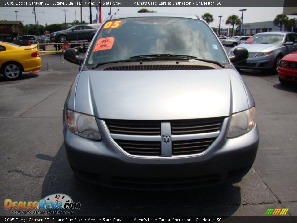 2005 Dodge Caravan SE Butane Blue Pearl / Medium Slate Gray Photo #3