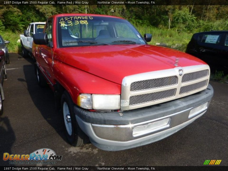 1997 Dodge Ram 1500 Regular Cab Flame Red / Mist Gray Photo #1