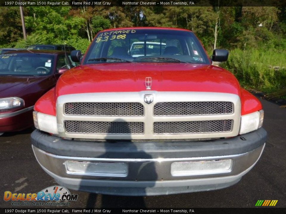 1997 Dodge Ram 1500 Regular Cab Flame Red / Mist Gray Photo #5