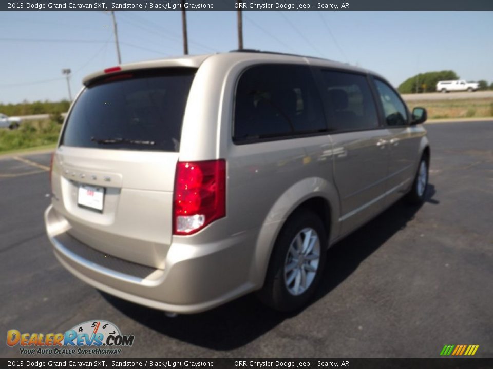 2013 Dodge Grand Caravan SXT Sandstone / Black/Light Graystone Photo #5