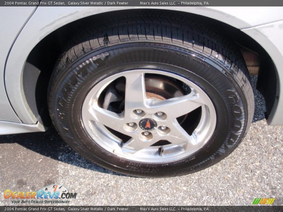 2004 Pontiac Grand Prix GT Sedan Galaxy Silver Metallic / Dark Pewter Photo #16