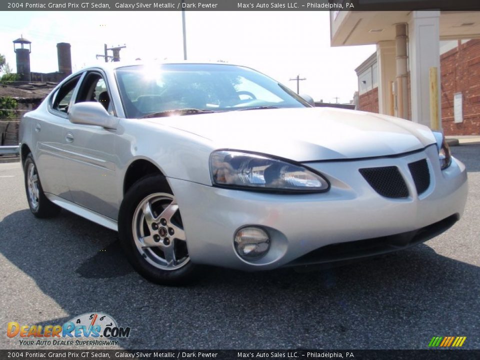 2004 Pontiac Grand Prix GT Sedan Galaxy Silver Metallic / Dark Pewter Photo #31