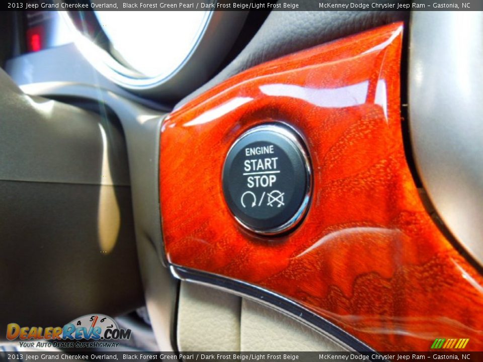 Controls of 2013 Jeep Grand Cherokee Overland Photo #16