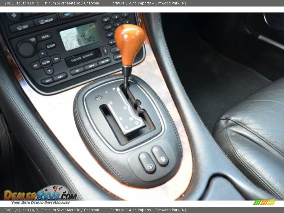 2001 Jaguar XJ XJR Shifter Photo #16