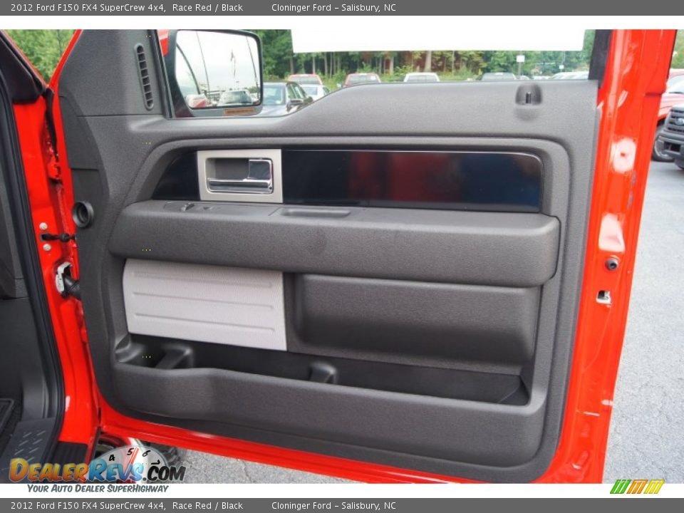 Door Panel of 2012 Ford F150 FX4 SuperCrew 4x4 Photo #15