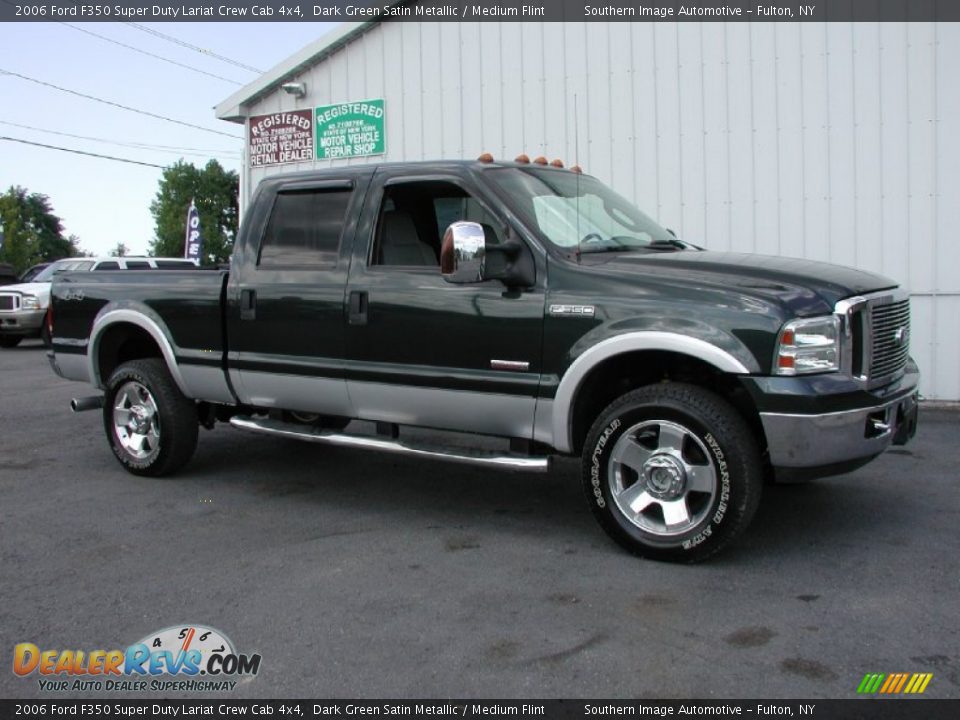 2006 Ford F350 Super Duty Lariat Crew Cab 4x4 Dark Green Satin Metallic / Medium Flint Photo #17