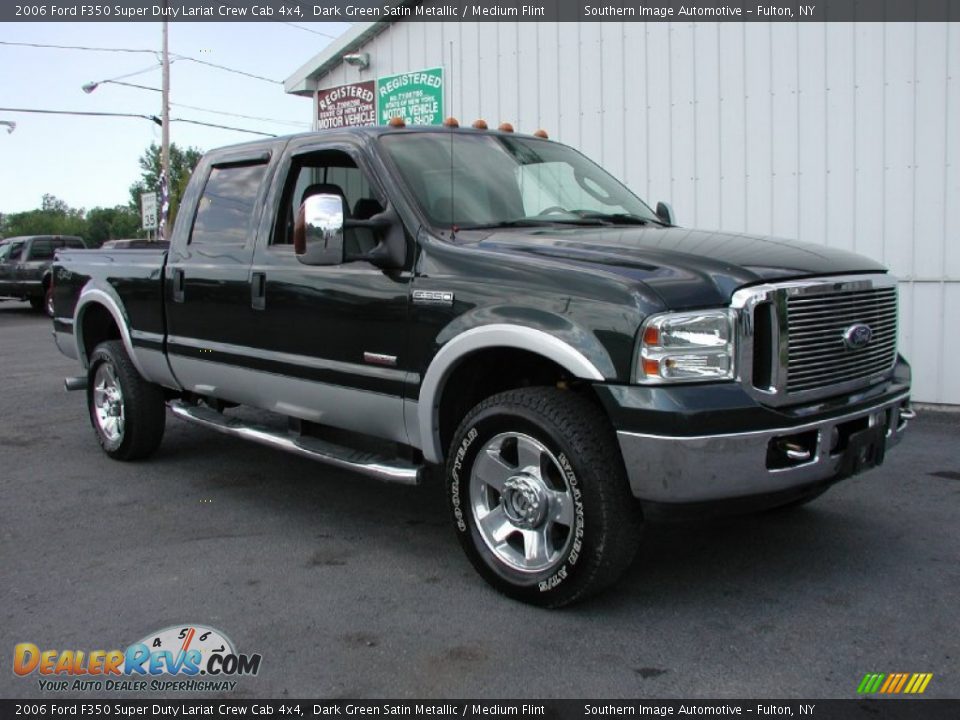2006 Ford F350 Super Duty Lariat Crew Cab 4x4 Dark Green Satin Metallic / Medium Flint Photo #18