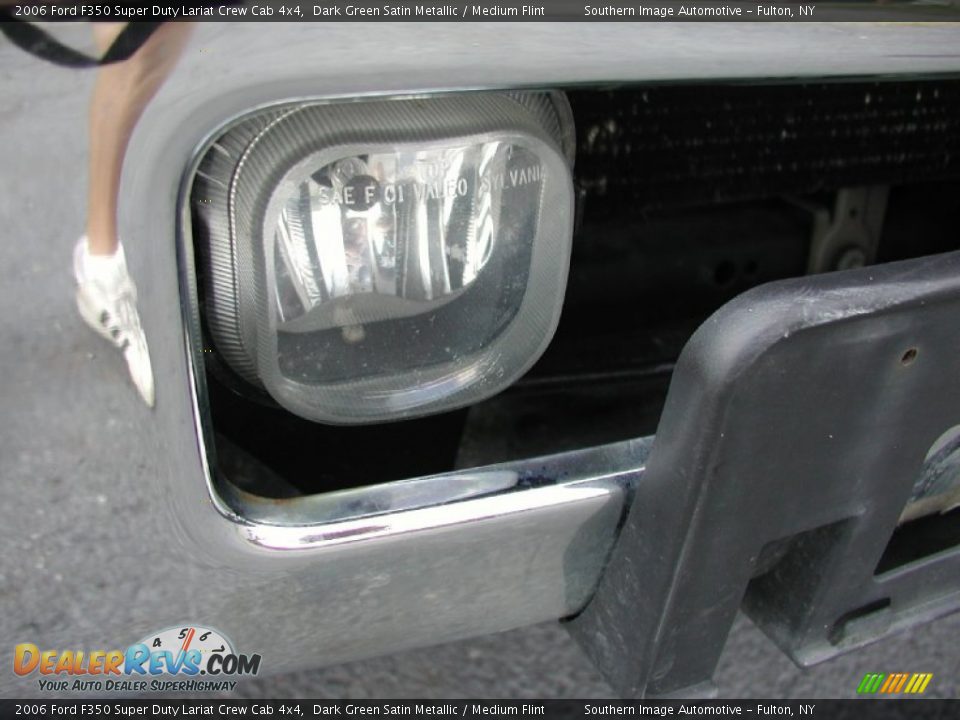 2006 Ford F350 Super Duty Lariat Crew Cab 4x4 Dark Green Satin Metallic / Medium Flint Photo #22