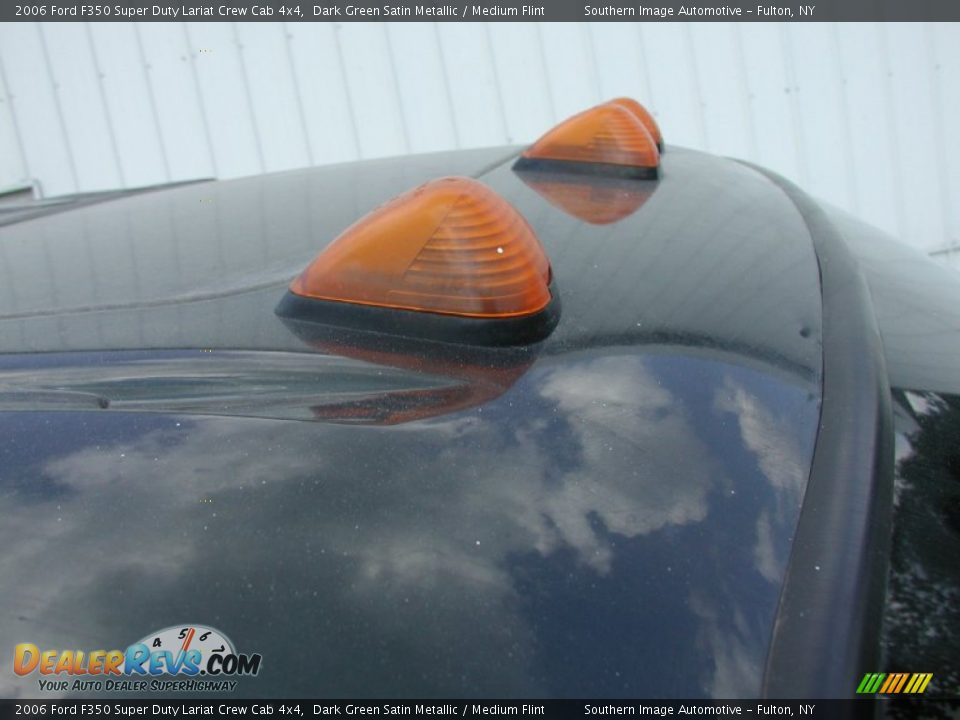 2006 Ford F350 Super Duty Lariat Crew Cab 4x4 Dark Green Satin Metallic / Medium Flint Photo #27