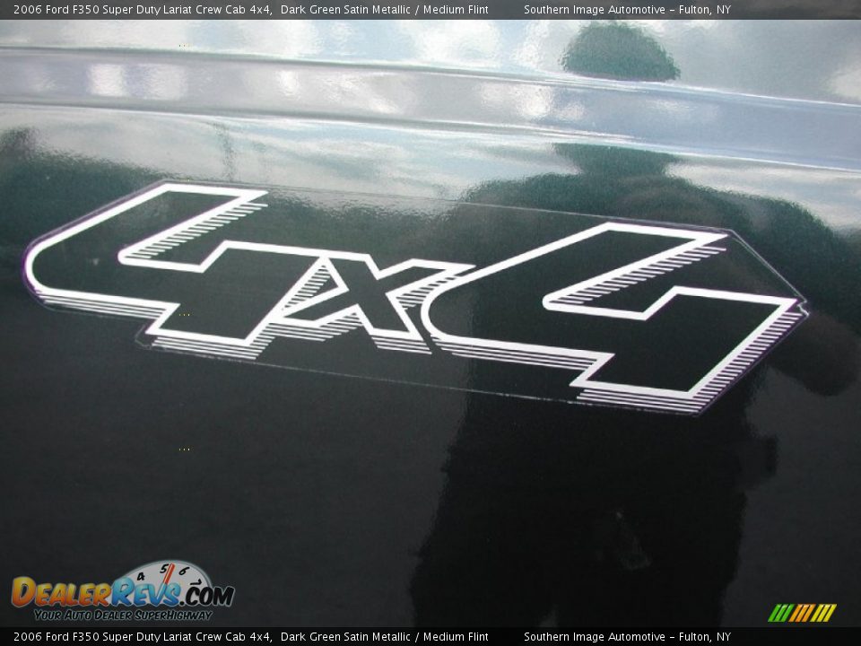 2006 Ford F350 Super Duty Lariat Crew Cab 4x4 Dark Green Satin Metallic / Medium Flint Photo #30