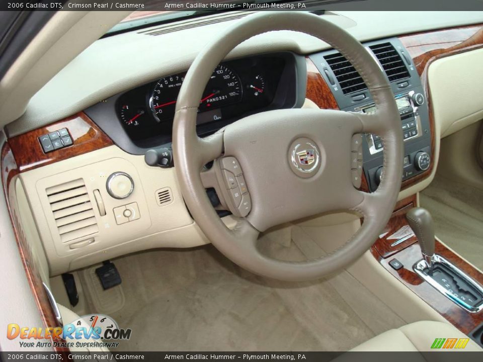 2006 Cadillac DTS Crimson Pearl / Cashmere Photo #10