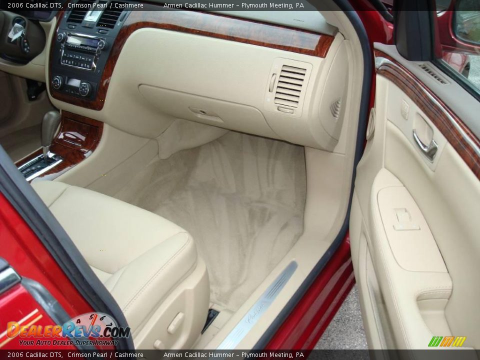 2006 Cadillac DTS Crimson Pearl / Cashmere Photo #14