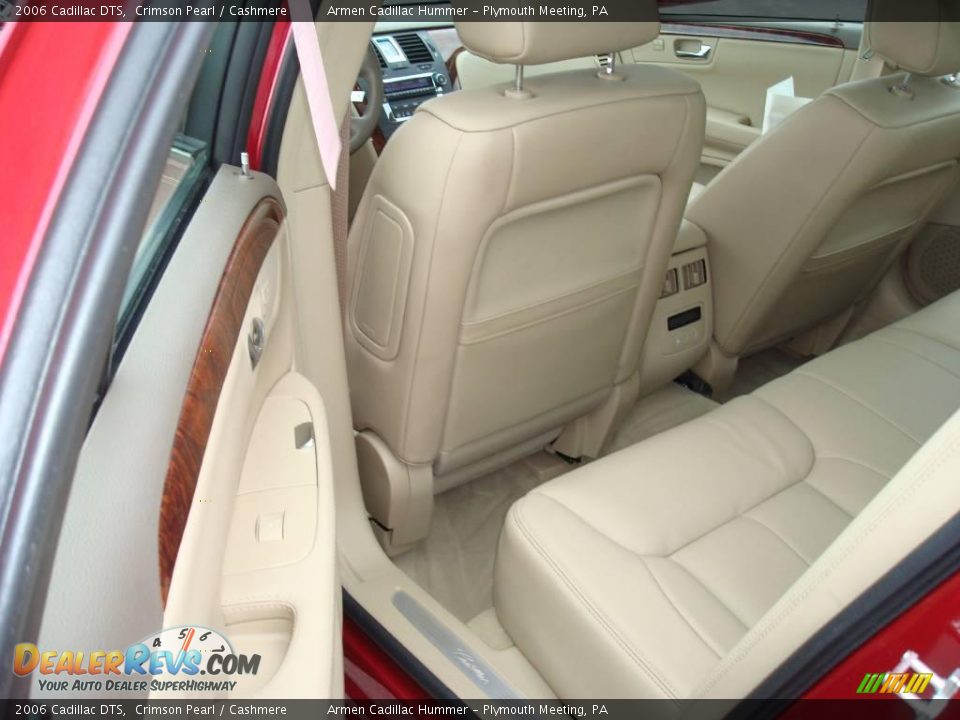 2006 Cadillac DTS Crimson Pearl / Cashmere Photo #15