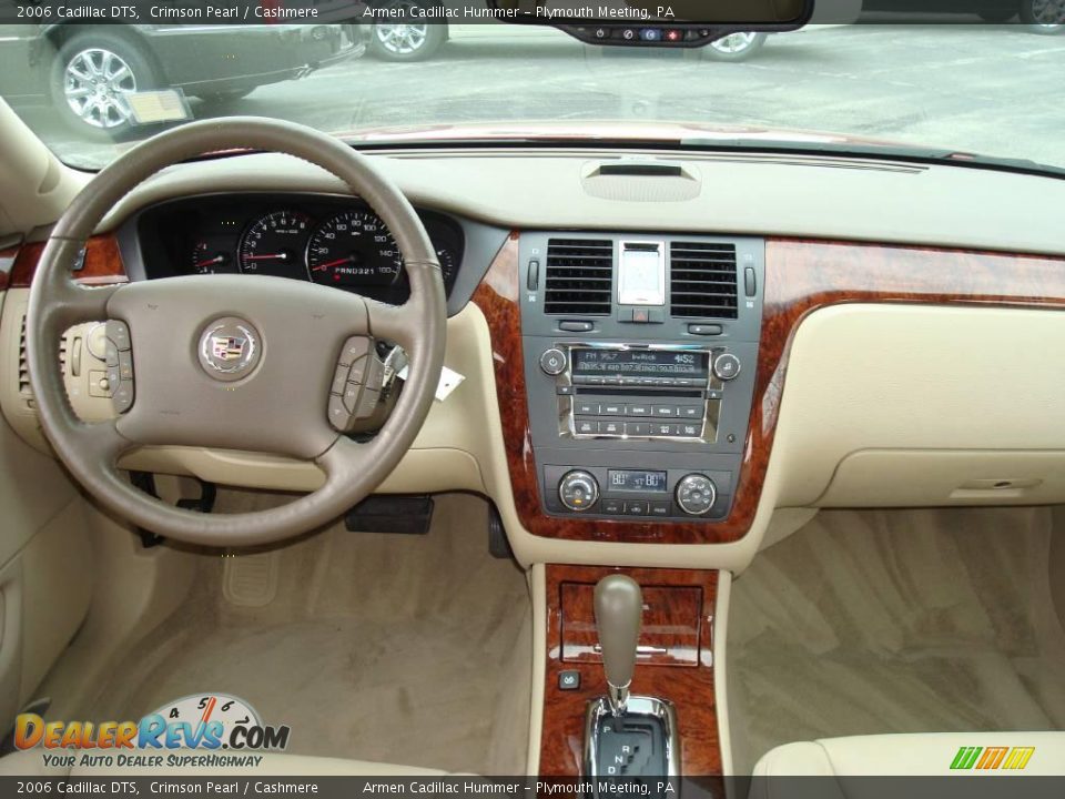 2006 Cadillac DTS Crimson Pearl / Cashmere Photo #22