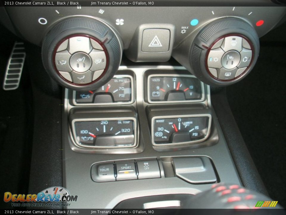 Controls of 2013 Chevrolet Camaro ZL1 Photo #19