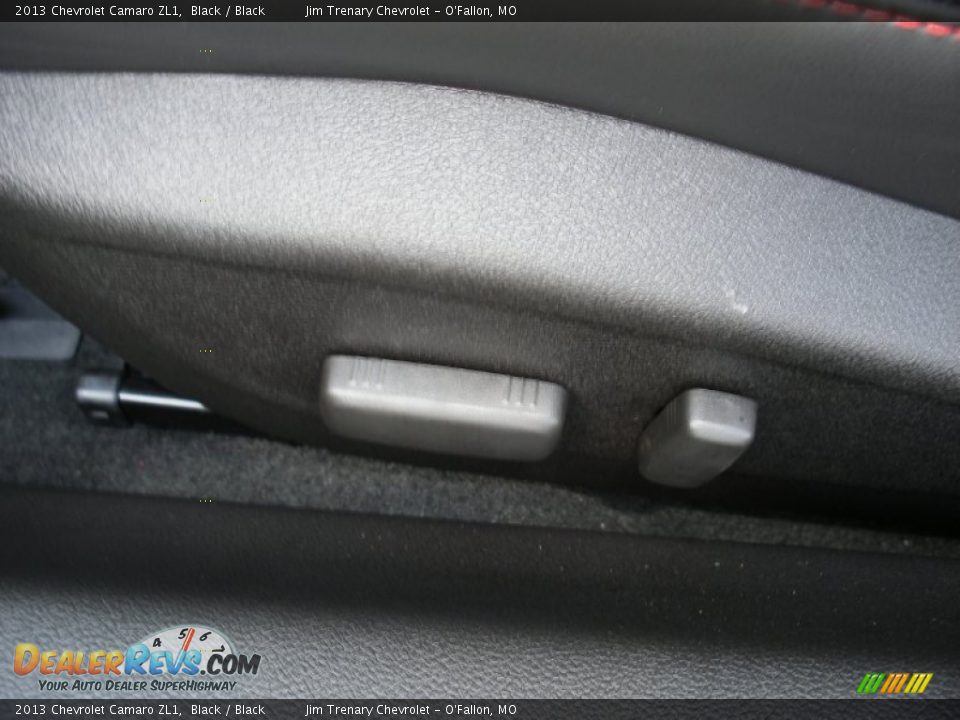 Controls of 2013 Chevrolet Camaro ZL1 Photo #36