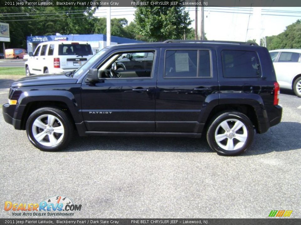 Blackberry Pearl 2011 Jeep Patriot Latitude Photo #9