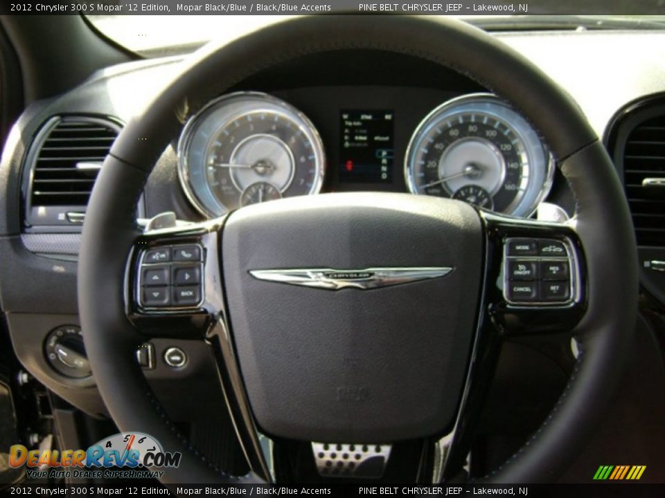 2012 Chrysler 300 S Mopar '12 Edition Steering Wheel Photo #19