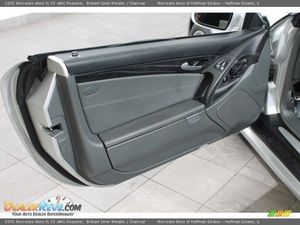 Door Panel of 2005 Mercedes-Benz SL 55 AMG Roadster Photo #14