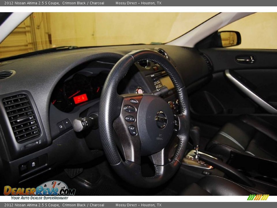 2012 Nissan Altima 2.5 S Coupe Crimson Black / Charcoal Photo #11