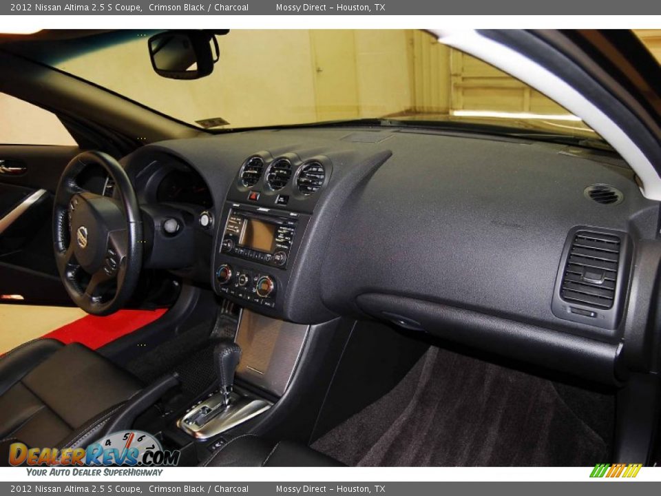 2012 Nissan Altima 2.5 S Coupe Crimson Black / Charcoal Photo #18