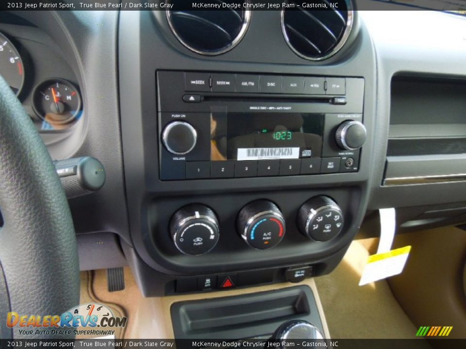 2013 Jeep Patriot Sport True Blue Pearl / Dark Slate Gray Photo #12