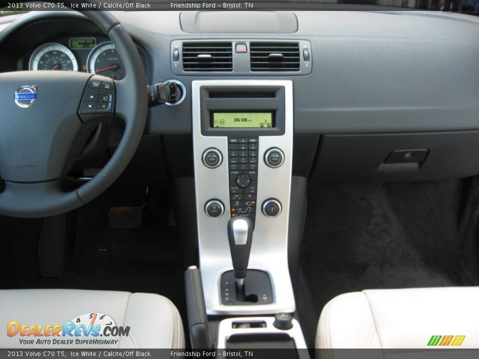 Dashboard of 2013 Volvo C70 T5 Photo #25