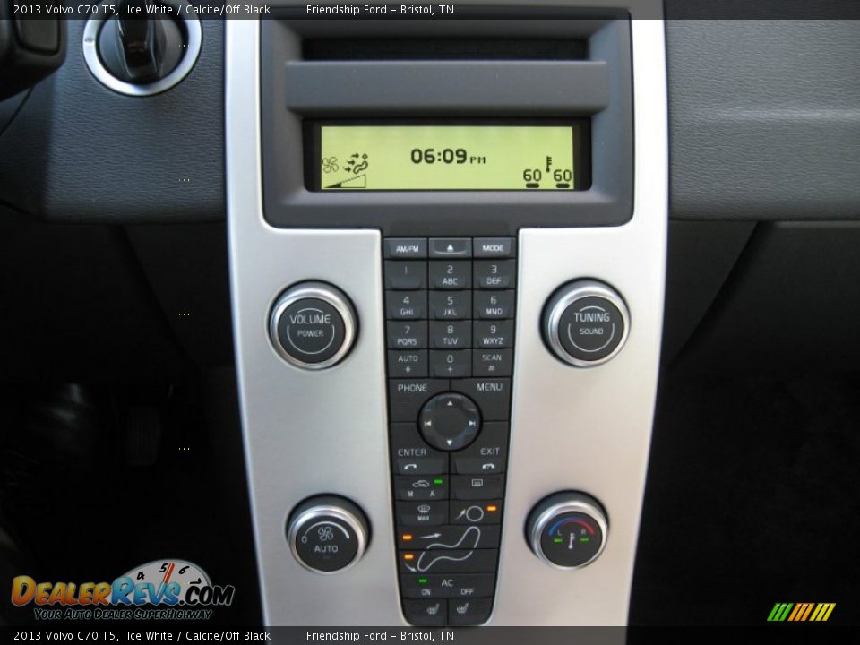 Controls of 2013 Volvo C70 T5 Photo #26