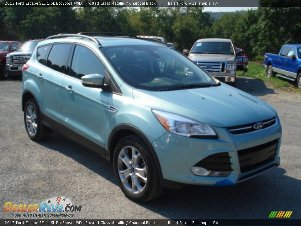 Front 3/4 View of 2013 Ford Escape SEL 1.6L EcoBoost 4WD Photo #2