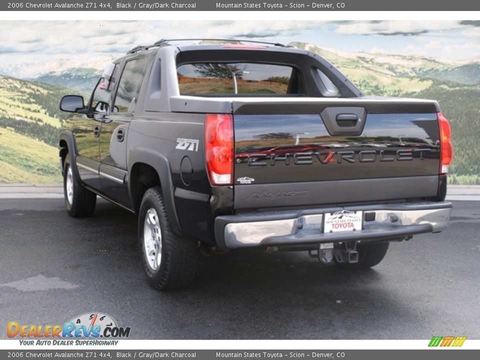 2006 Chevrolet Avalanche Z71 4x4 Black / Gray/Dark Charcoal Photo #4