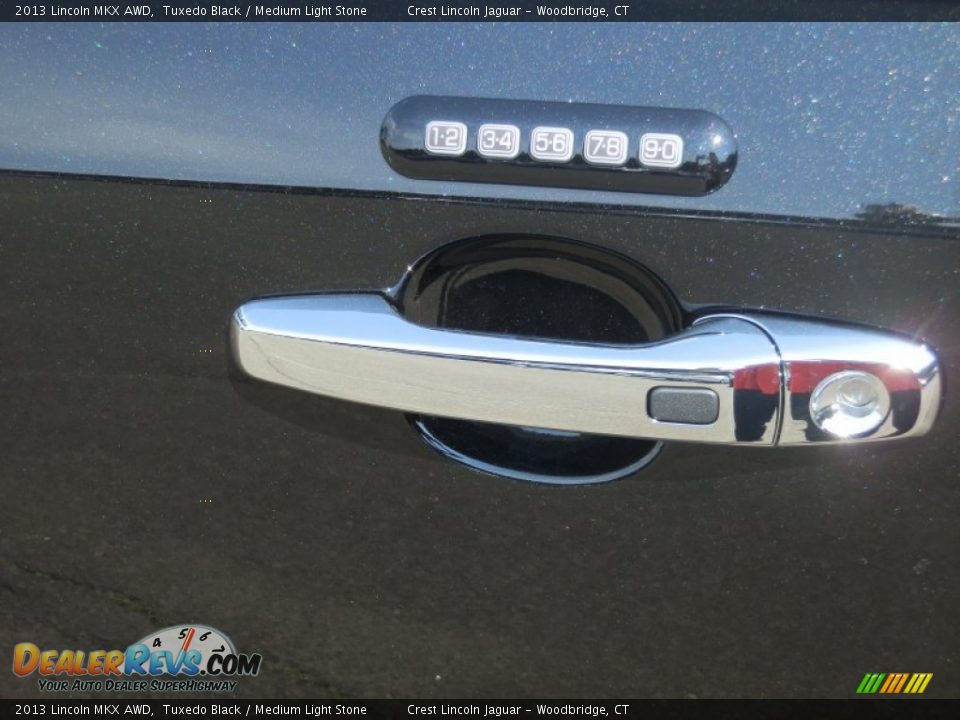 2013 Lincoln MKX AWD Tuxedo Black / Medium Light Stone Photo #13