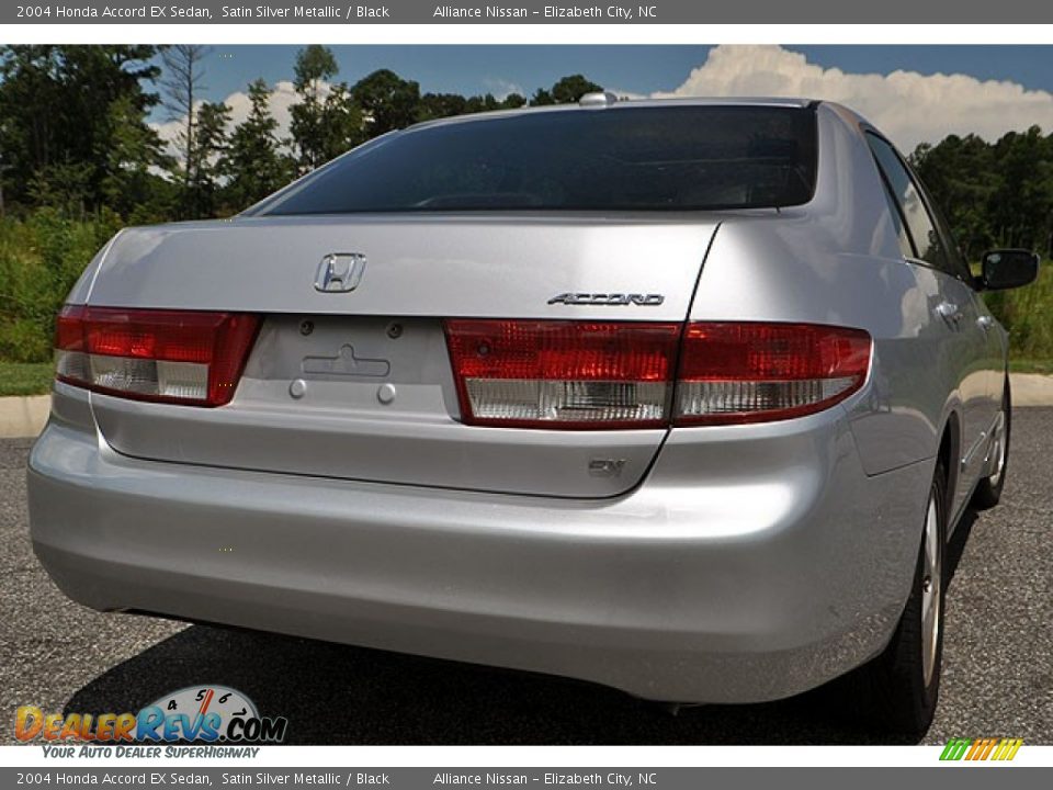 2004 Honda Accord EX Sedan Satin Silver Metallic / Black Photo #5