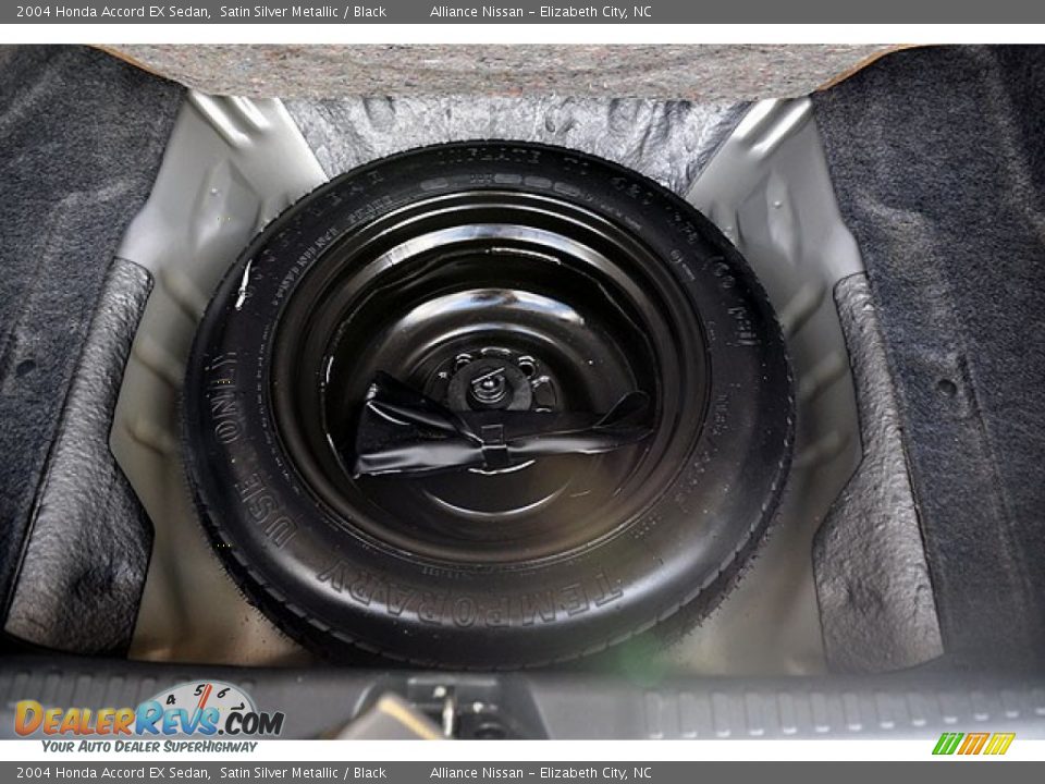 2004 Honda Accord EX Sedan Satin Silver Metallic / Black Photo #14
