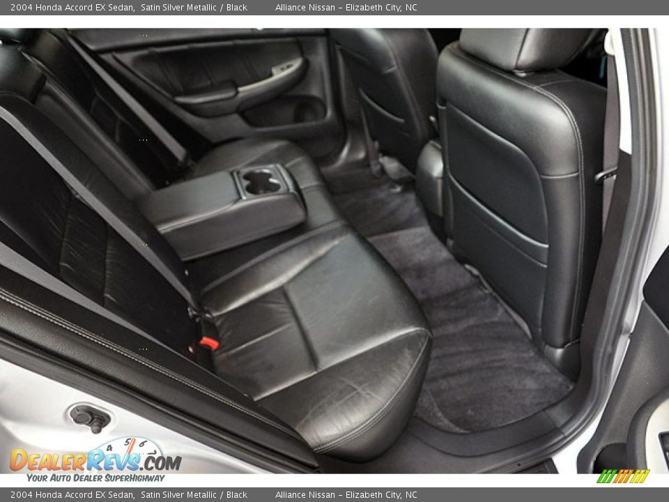 2004 Honda Accord EX Sedan Satin Silver Metallic / Black Photo #15