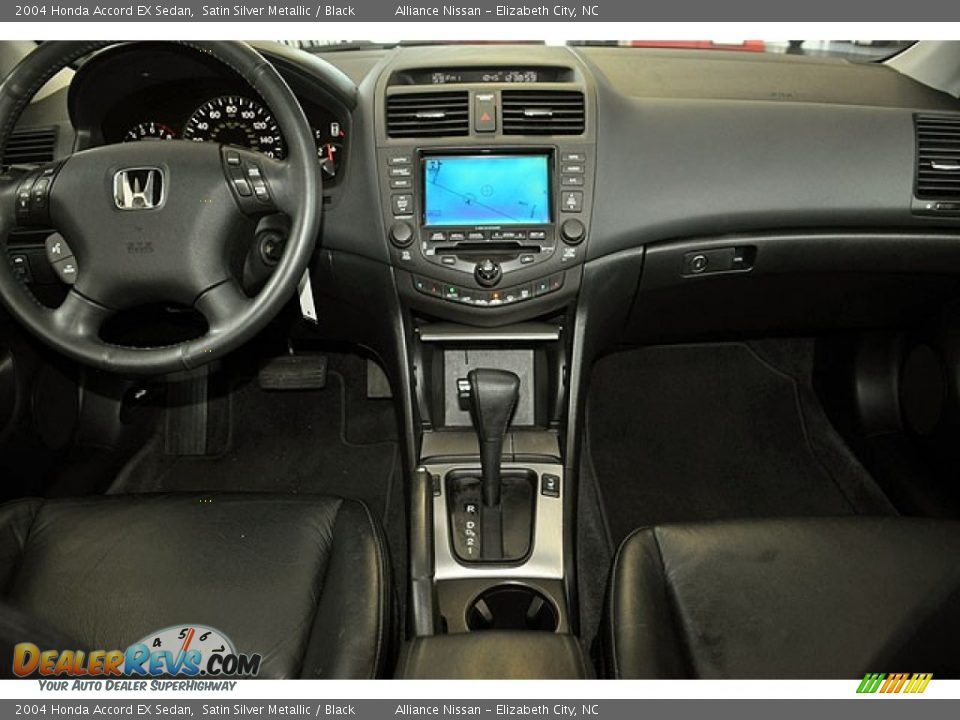 2004 Honda Accord EX Sedan Satin Silver Metallic / Black Photo #16