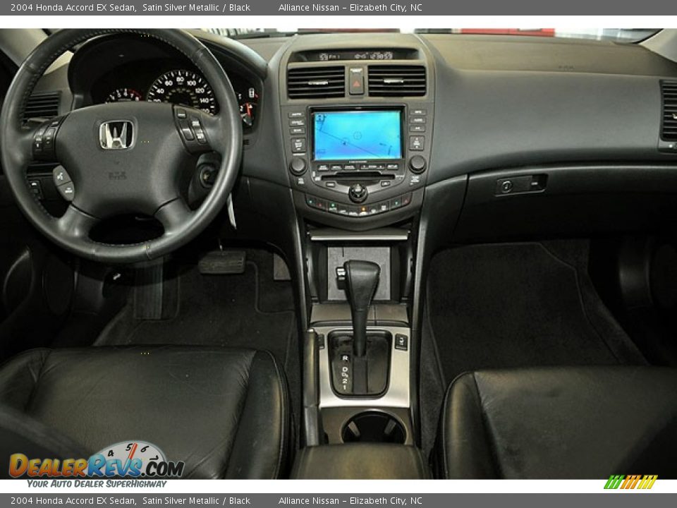 2004 Honda Accord EX Sedan Satin Silver Metallic / Black Photo #17