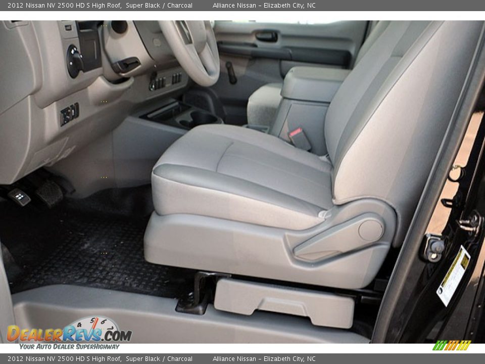 2012 Nissan NV 2500 HD S High Roof Super Black / Charcoal Photo #9